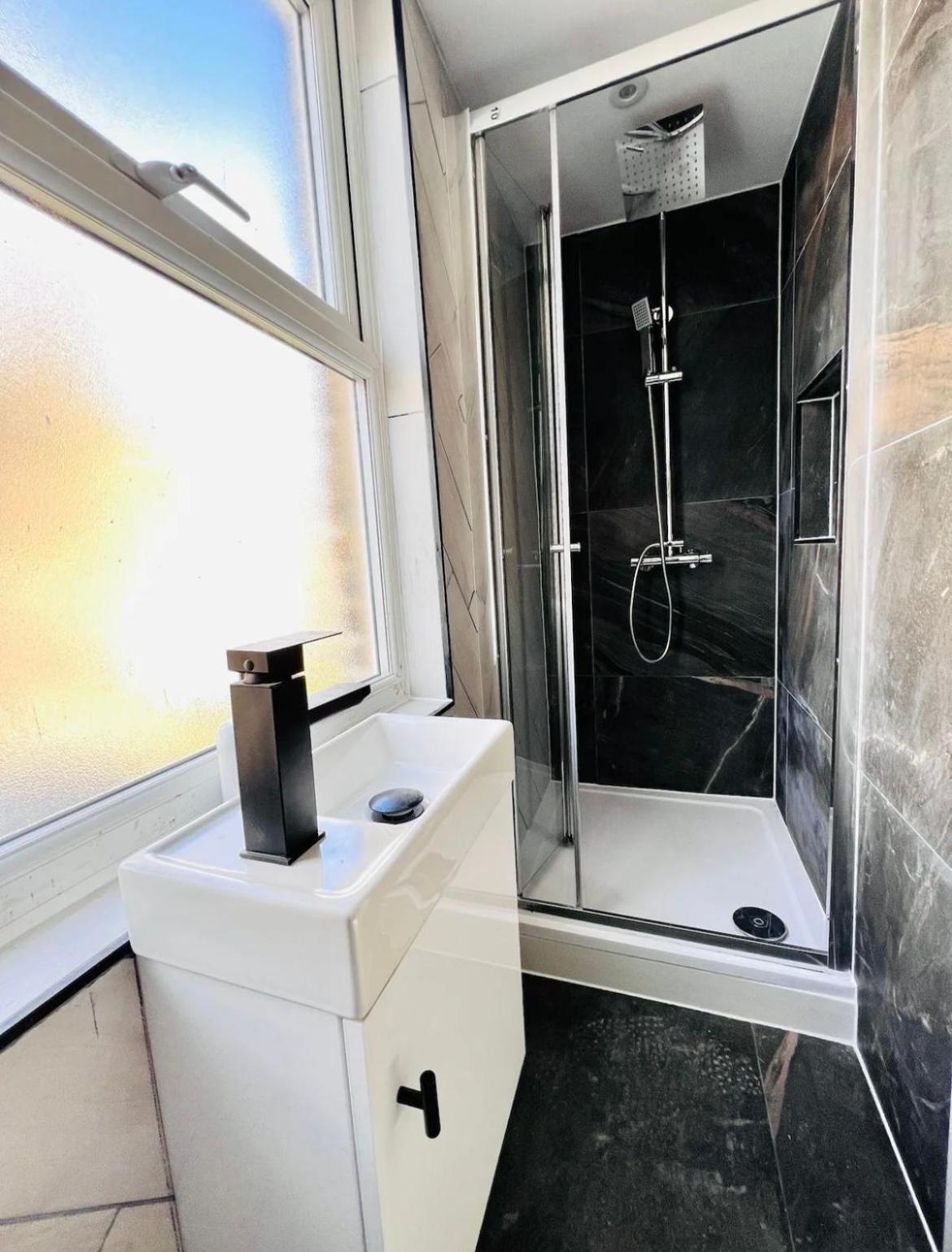 London 43 Ensuite Room Look Like Hotel Top Locations Экстерьер фото