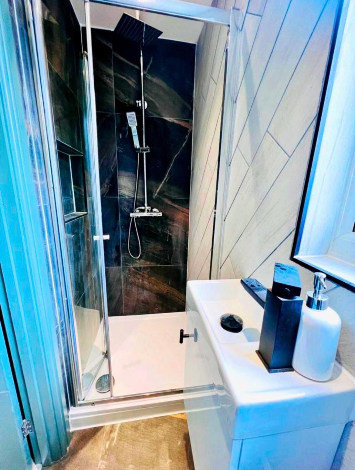 London 43 Ensuite Room Look Like Hotel Top Locations Экстерьер фото