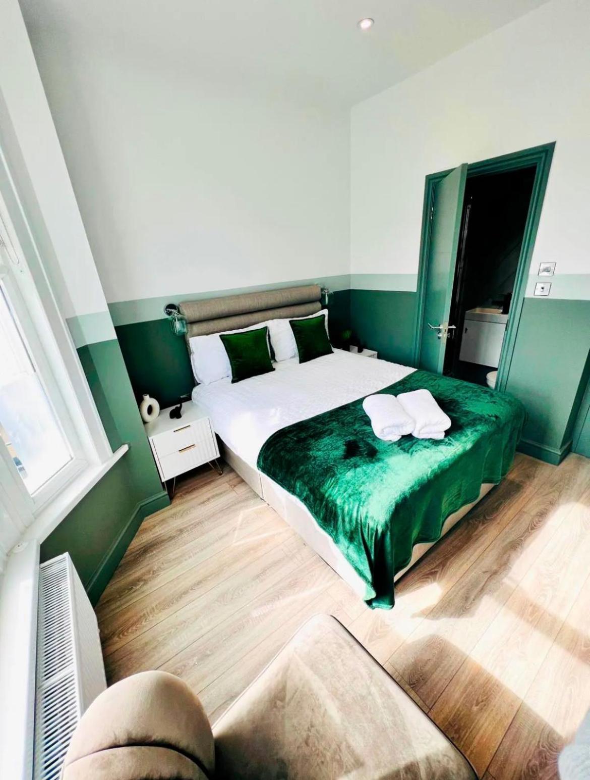 London 43 Ensuite Room Look Like Hotel Top Locations Экстерьер фото